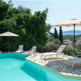 3 bedroom villa with heated pool in Kassiopi, Corfu, sleeps 6